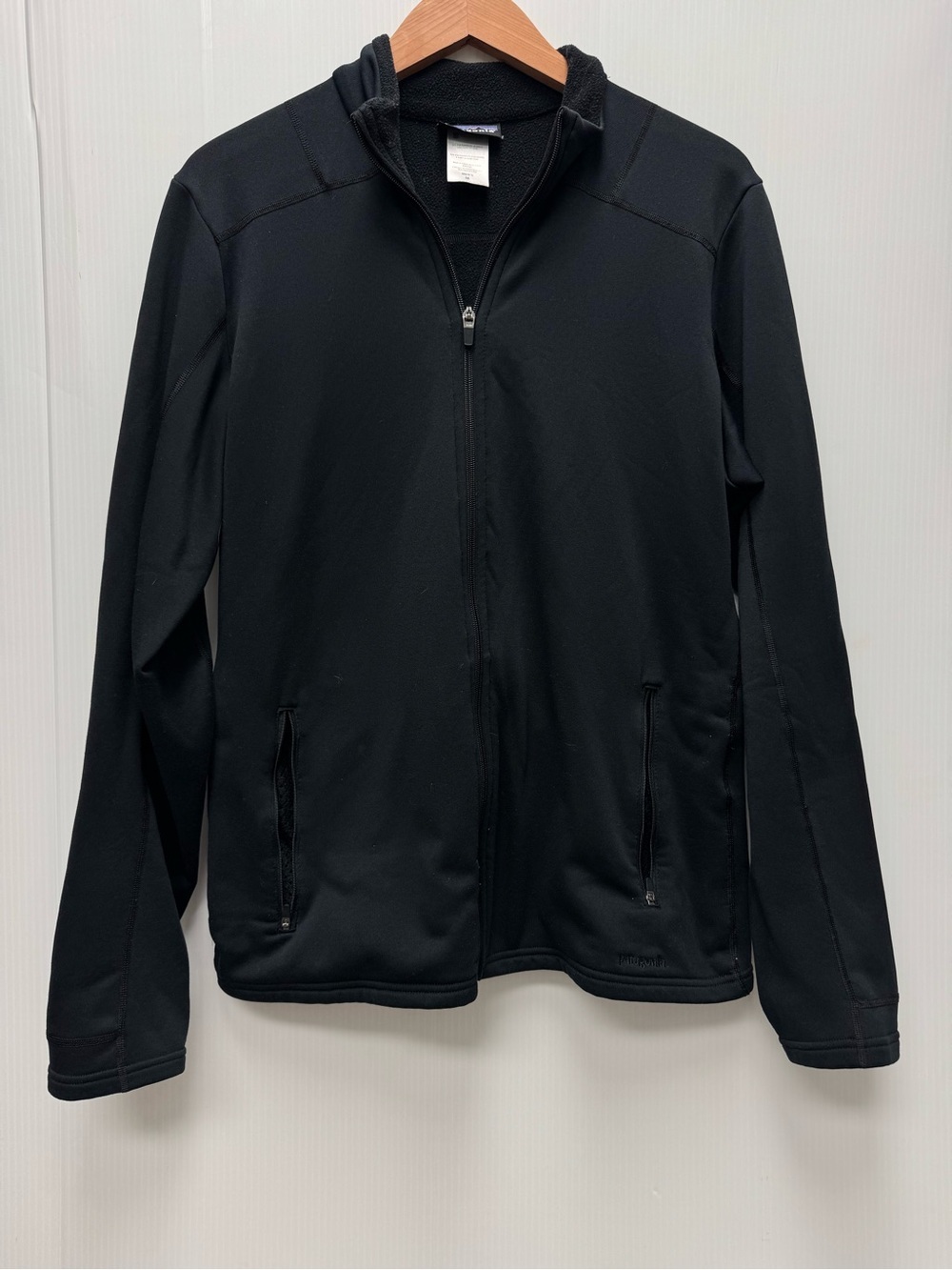 Patagonia Men's Black Lightweight Full-Zip Shirt Jacket